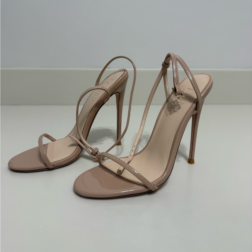 Femme LA The Necessary Sandals in beige - Picture 6 of 11